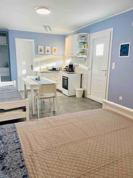 Cozy, Newly Renovated Apartment In Gavrio. Exterior foto