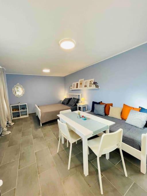 Cozy, Newly Renovated Apartment In Gavrio. Exterior foto